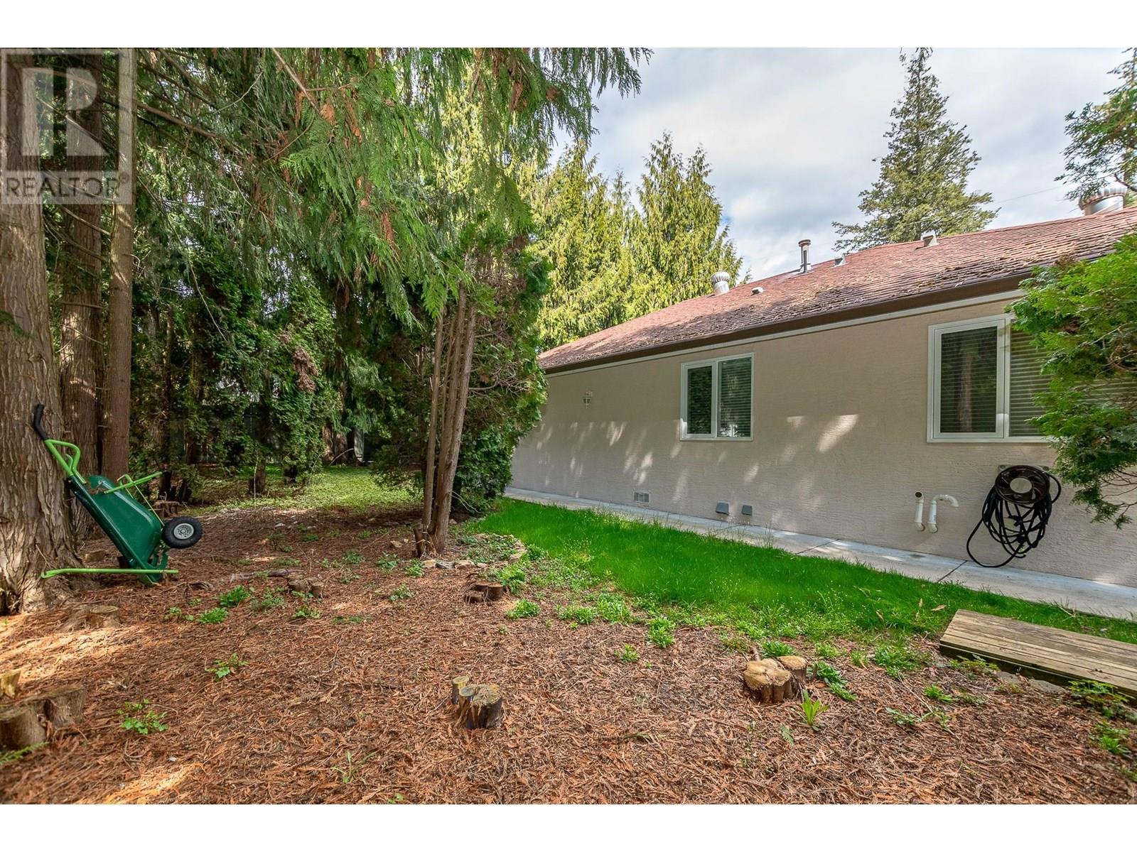 2450 Blind Bay Road, Blind Bay, British Columbia  V0E 1H2 - Photo 27 - 10341296