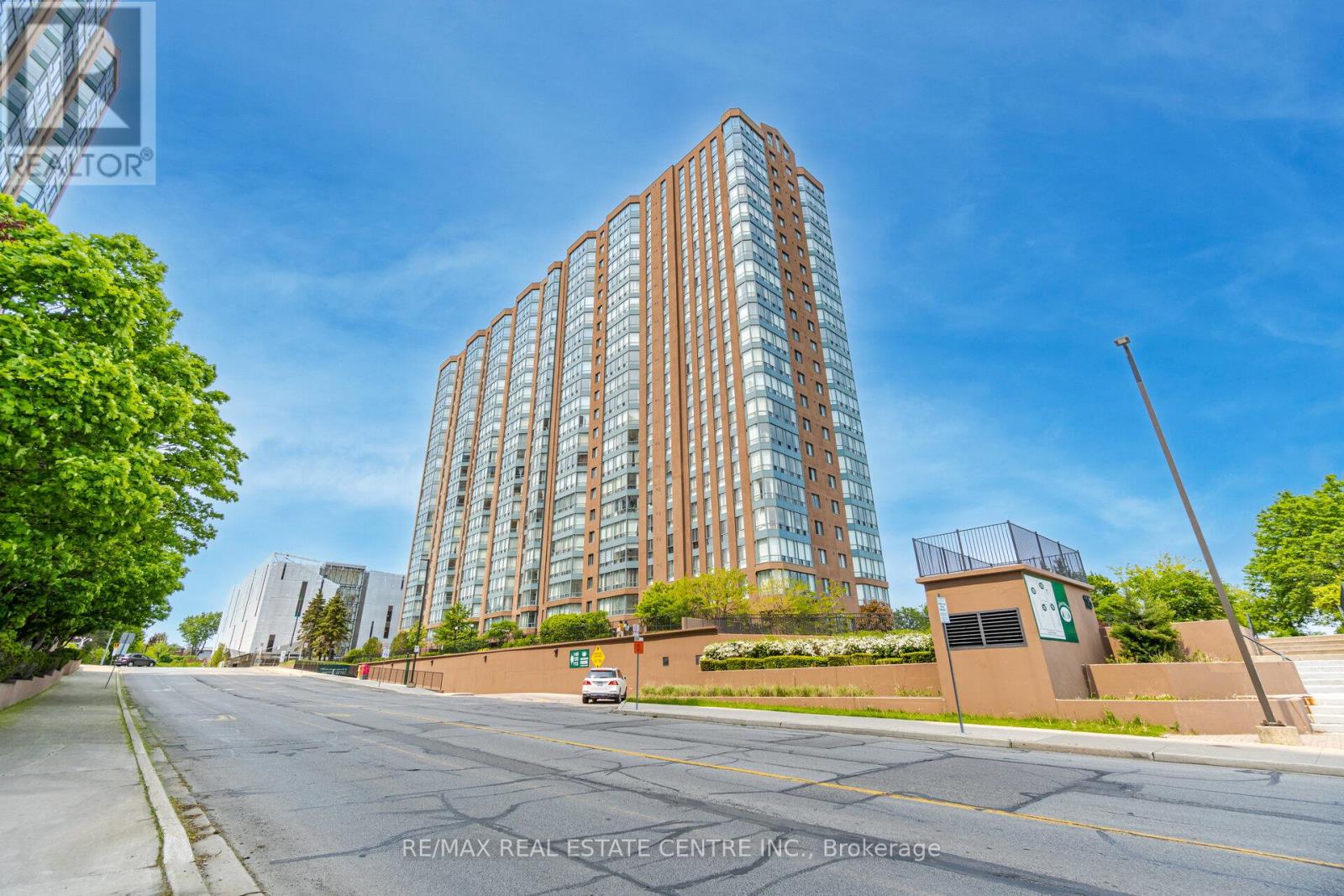 811 - 115 HILLCREST AVENUE, Mississauga, Ontario