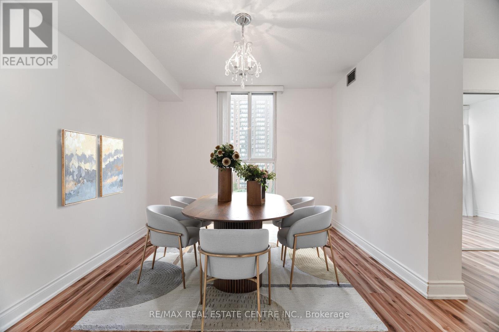 811 - 115 Hillcrest Avenue, Mississauga, Ontario  L5B 3Y9 - Photo 14 - W12210175