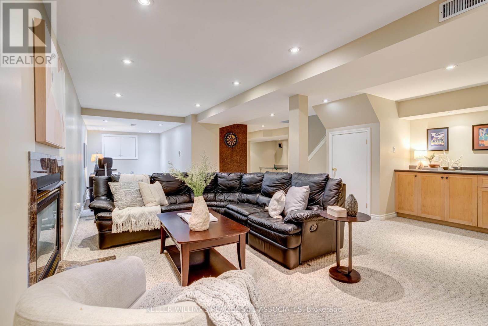 2945 Pettigrew Crescent, Mississauga, Ontario  L5L 4X1 - Photo 28 - W12210199