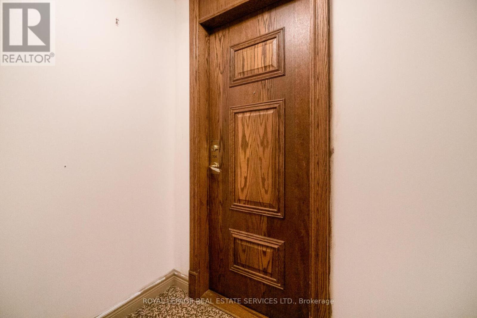 704 - 4850 Glen Erin Drive, Mississauga, Ontario  L5M 7S1 - Photo 3 - W12210210