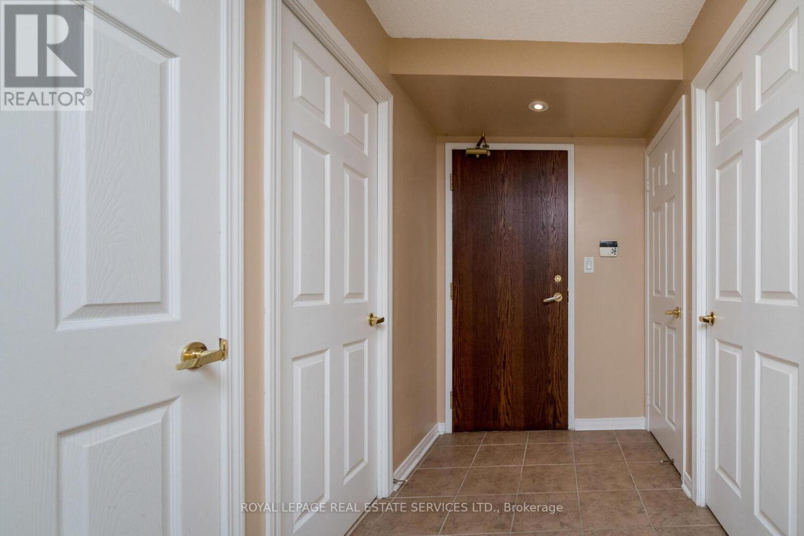 704 - 4850 Glen Erin Drive, Mississauga, Ontario  L5M 7S1 - Photo 4 - W12210210
