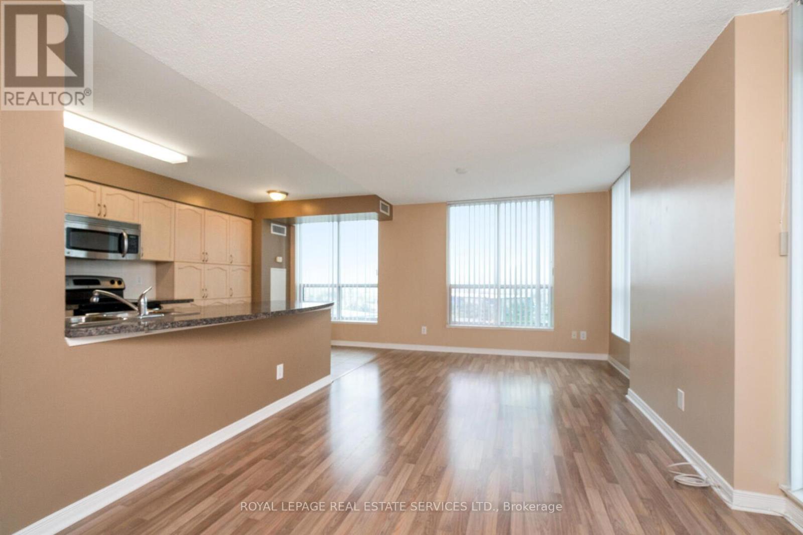 704 - 4850 Glen Erin Drive, Mississauga, Ontario  L5M 7S1 - Photo 6 - W12210210