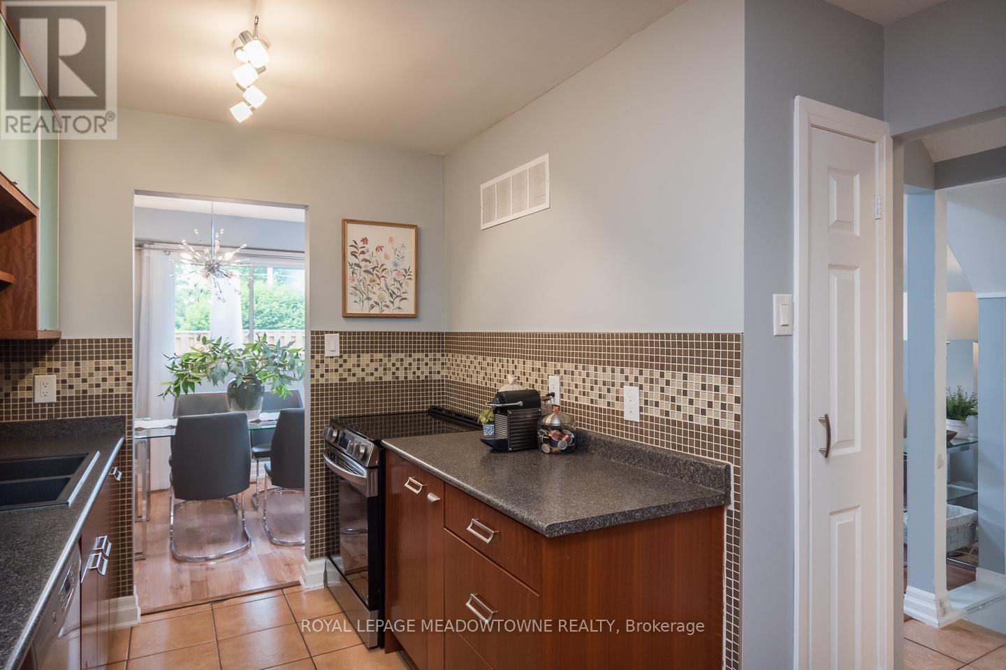 92 - 7430 Copenhagen Road, Mississauga, Ontario  L5N 2C4 - Photo 15 - W12210222