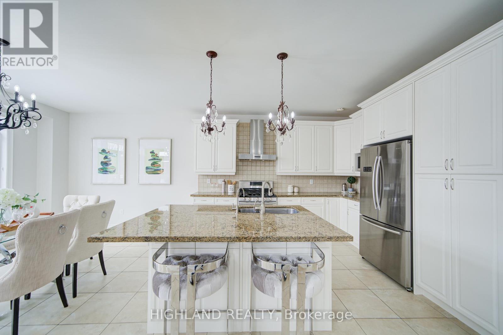 1342 Kestell Boulevard, Oakville, Ontario  L6H 0C8 - Photo 20 - W12210232