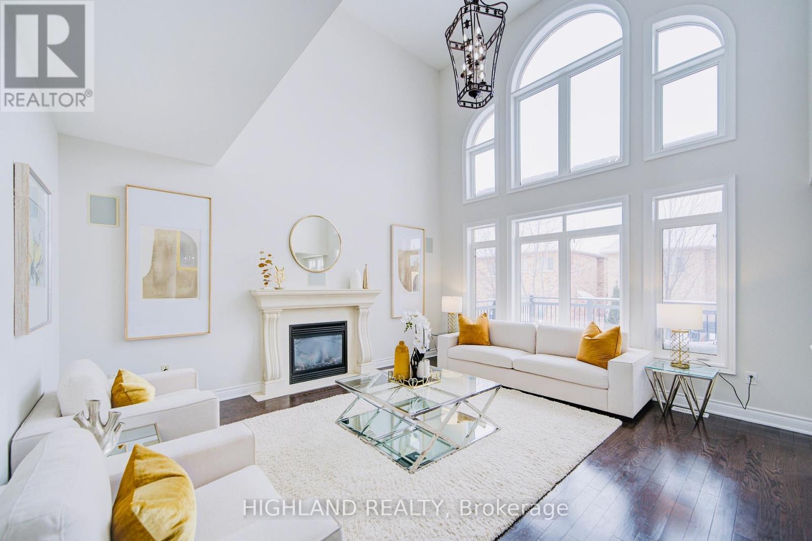 1342 Kestell Boulevard, Oakville, Ontario  L6H 0C8 - Photo 22 - W12210232