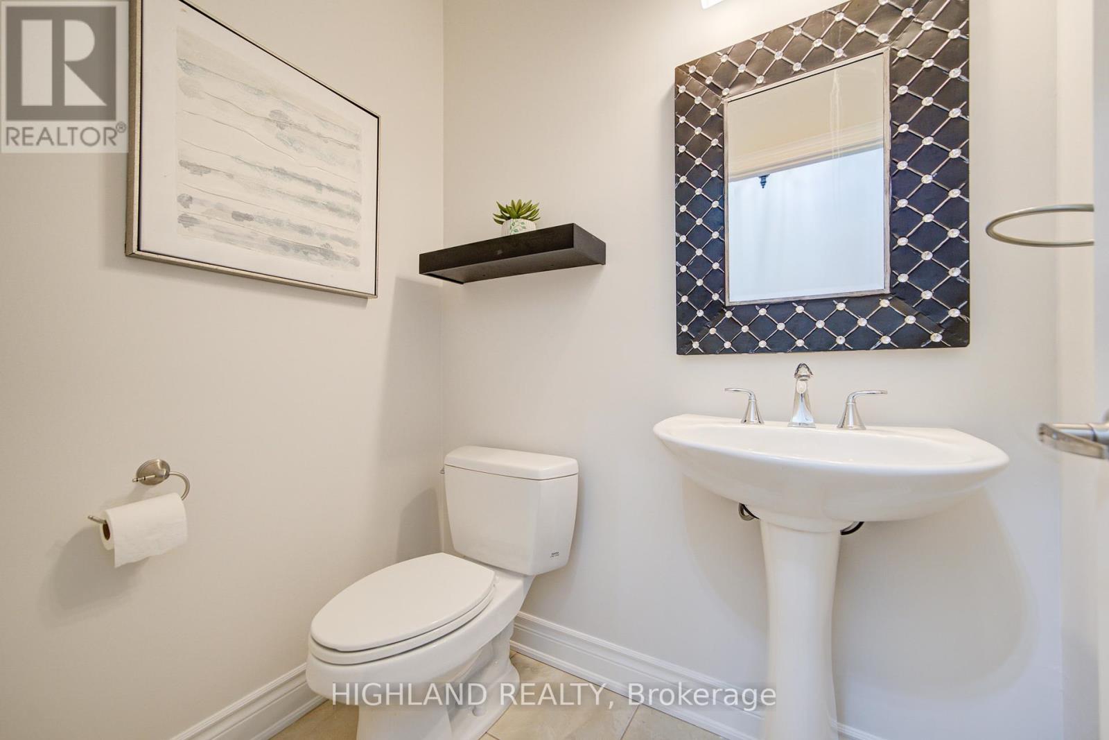1342 Kestell Boulevard, Oakville, Ontario  L6H 0C8 - Photo 27 - W12210232