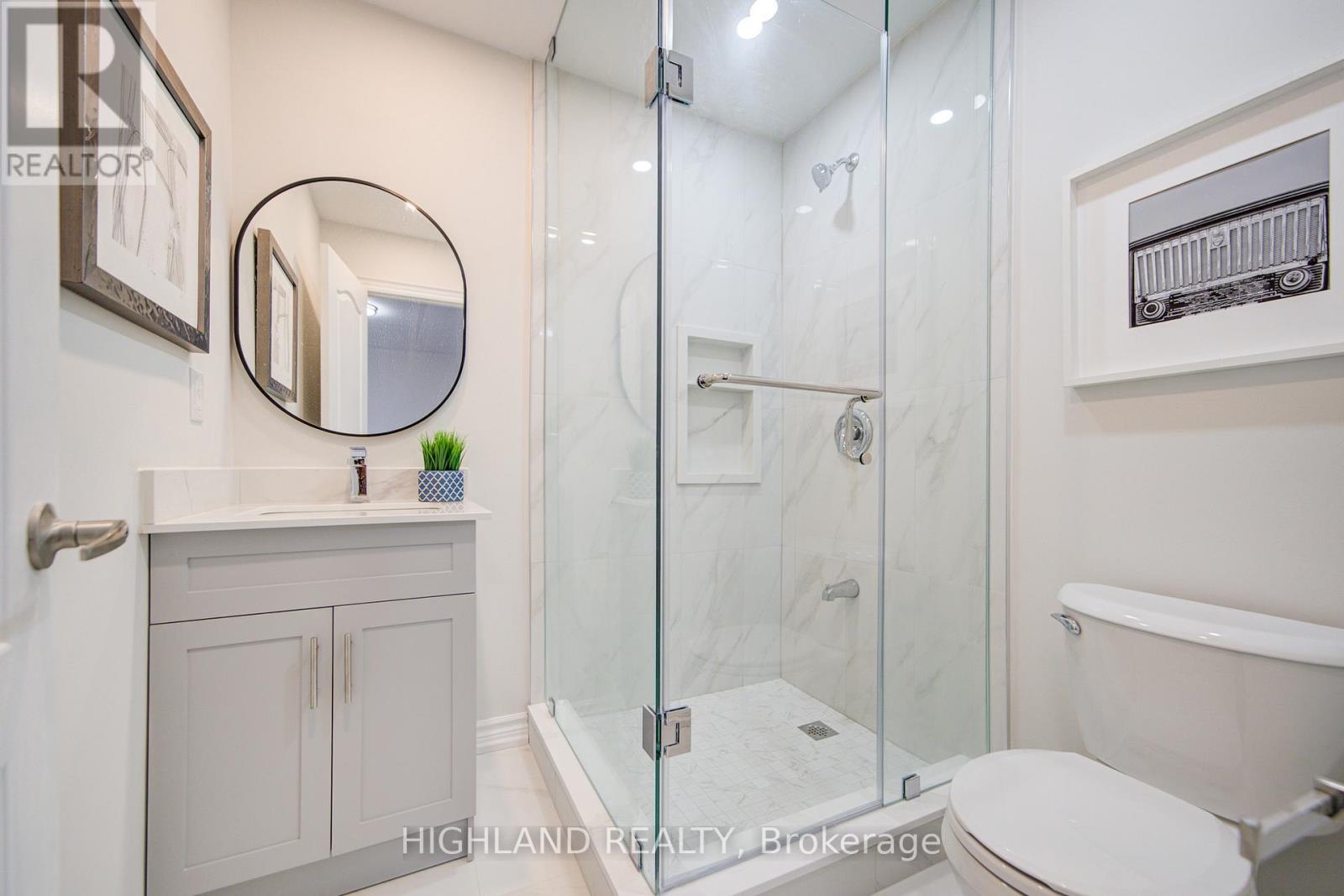 1342 Kestell Boulevard, Oakville, Ontario  L6H 0C8 - Photo 36 - W12210232