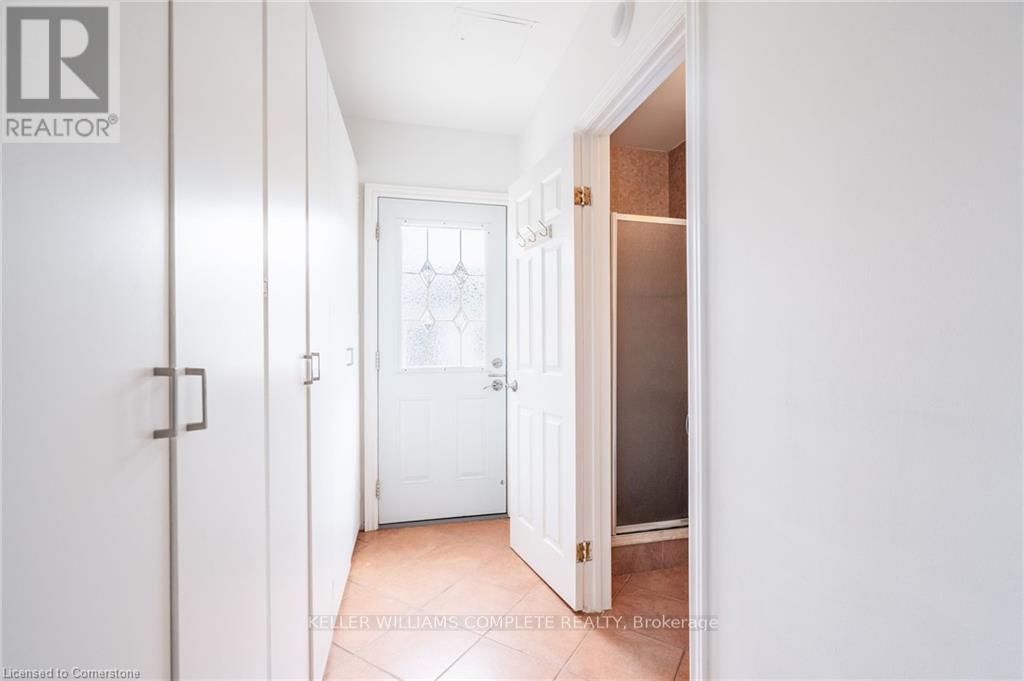 135 Hope Street, Toronto, Ontario  M6E 1K2 - Photo 16 - W12210242