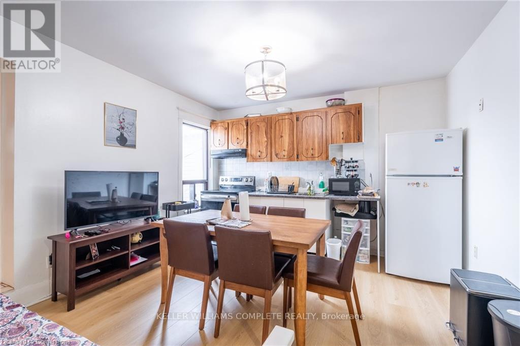 135 Hope Street, Toronto, Ontario  M6E 1K2 - Photo 17 - W12210242