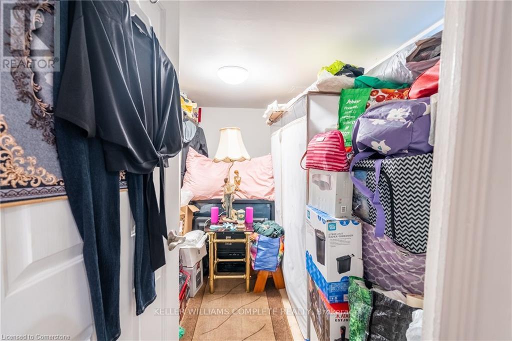 135 Hope Street, Toronto, Ontario  M6E 1K2 - Photo 29 - W12210242