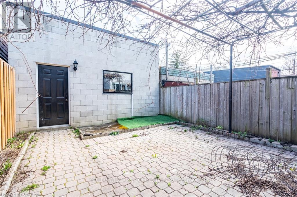 135 Hope Street, Toronto, Ontario  M6E 1K2 - Photo 38 - W12210242