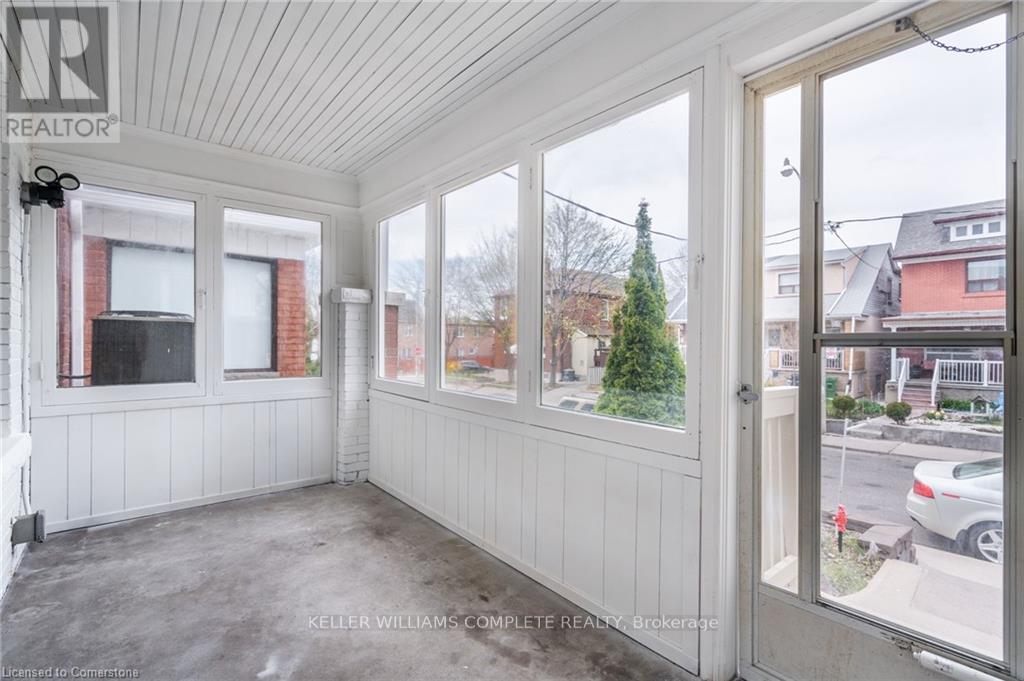 135 Hope Street, Toronto, Ontario  M6E 1K2 - Photo 4 - W12210242