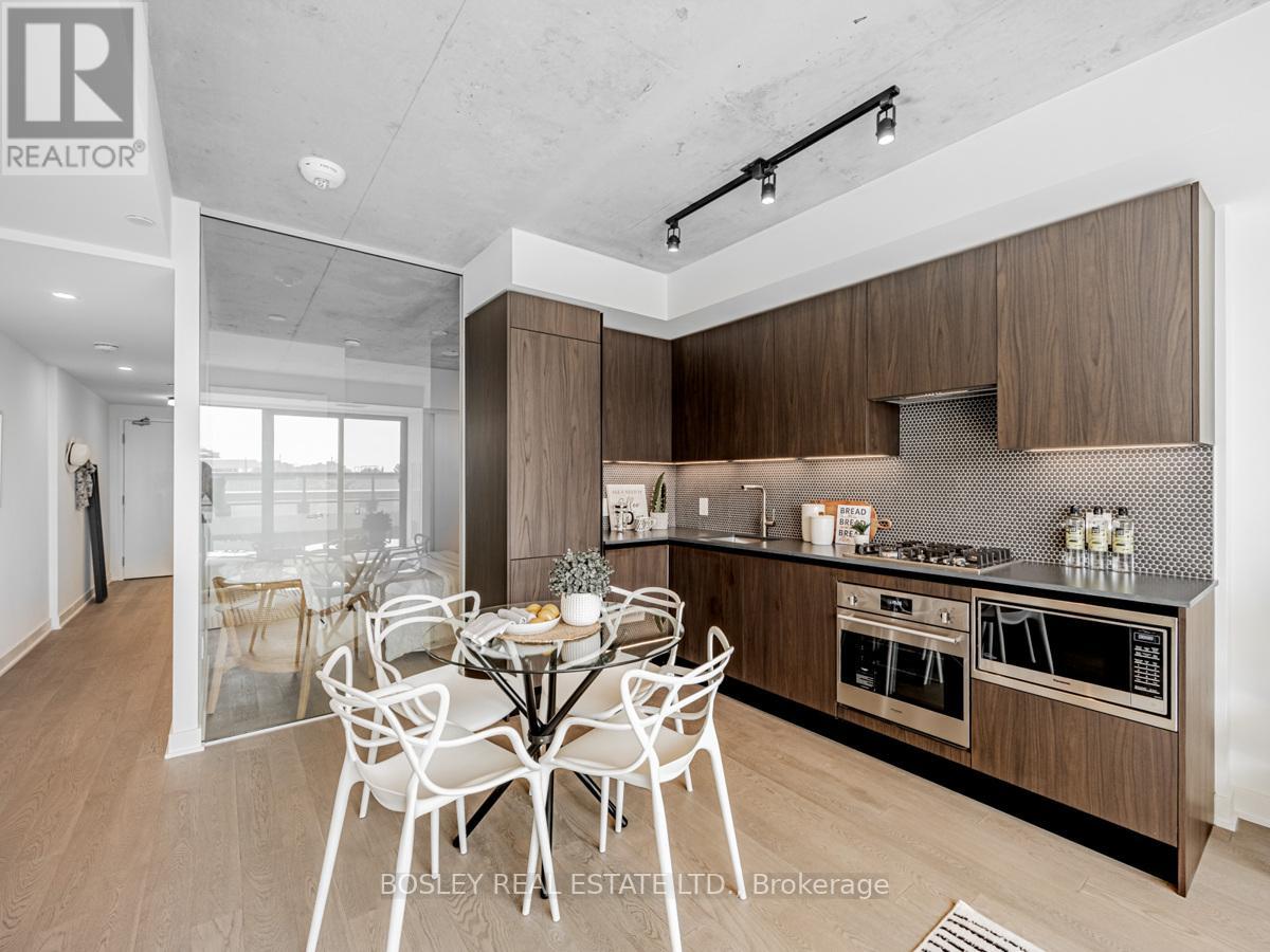 406 - 2720 Dundas Street W, Toronto, Ontario  M6P 1Y2 - Photo 9 - W12210258