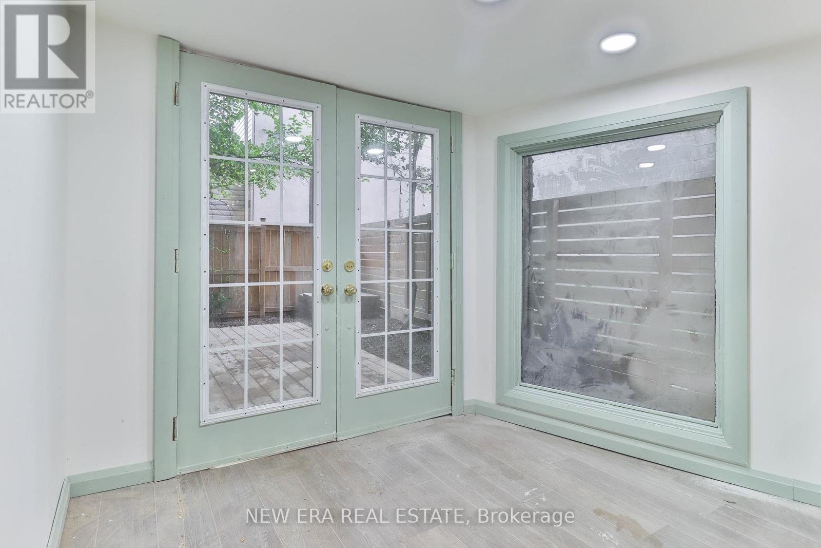 990 Dovercourt Road, Toronto, Ontario  M6H 2X5 - Photo 13 - W12210261