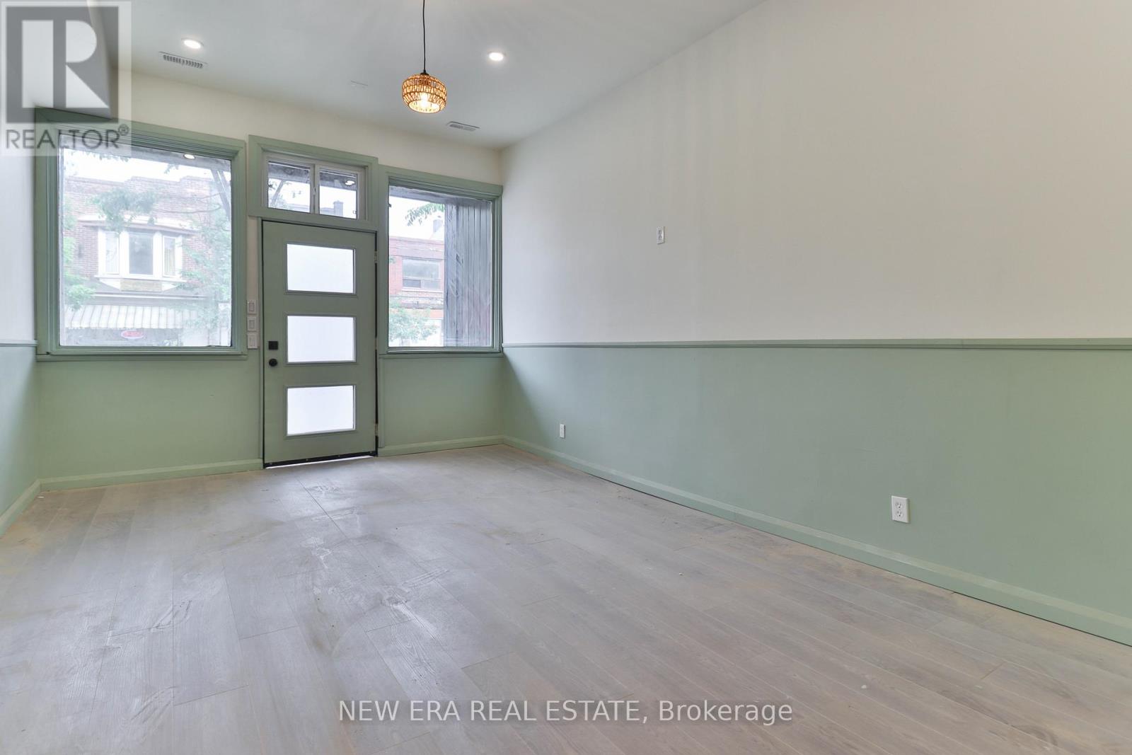 990 Dovercourt Road, Toronto, Ontario  M6H 2X5 - Photo 22 - W12210261