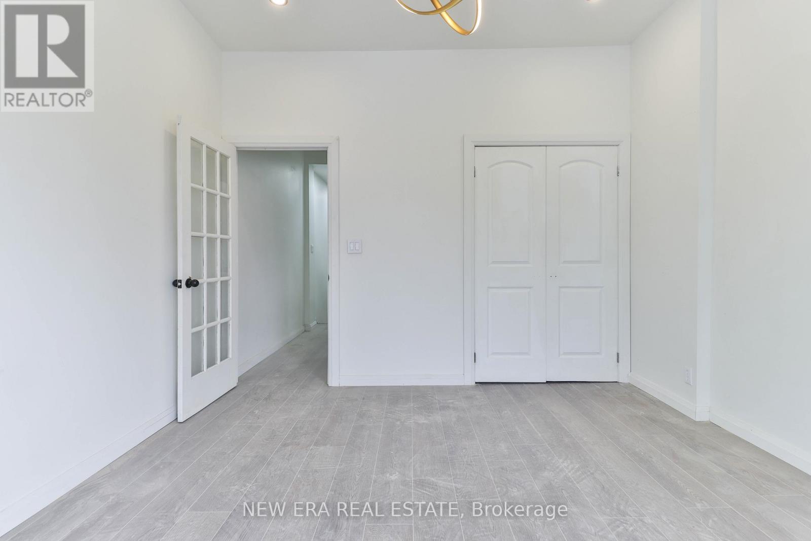 990 Dovercourt Road, Toronto, Ontario  M6H 2X5 - Photo 4 - W12210261