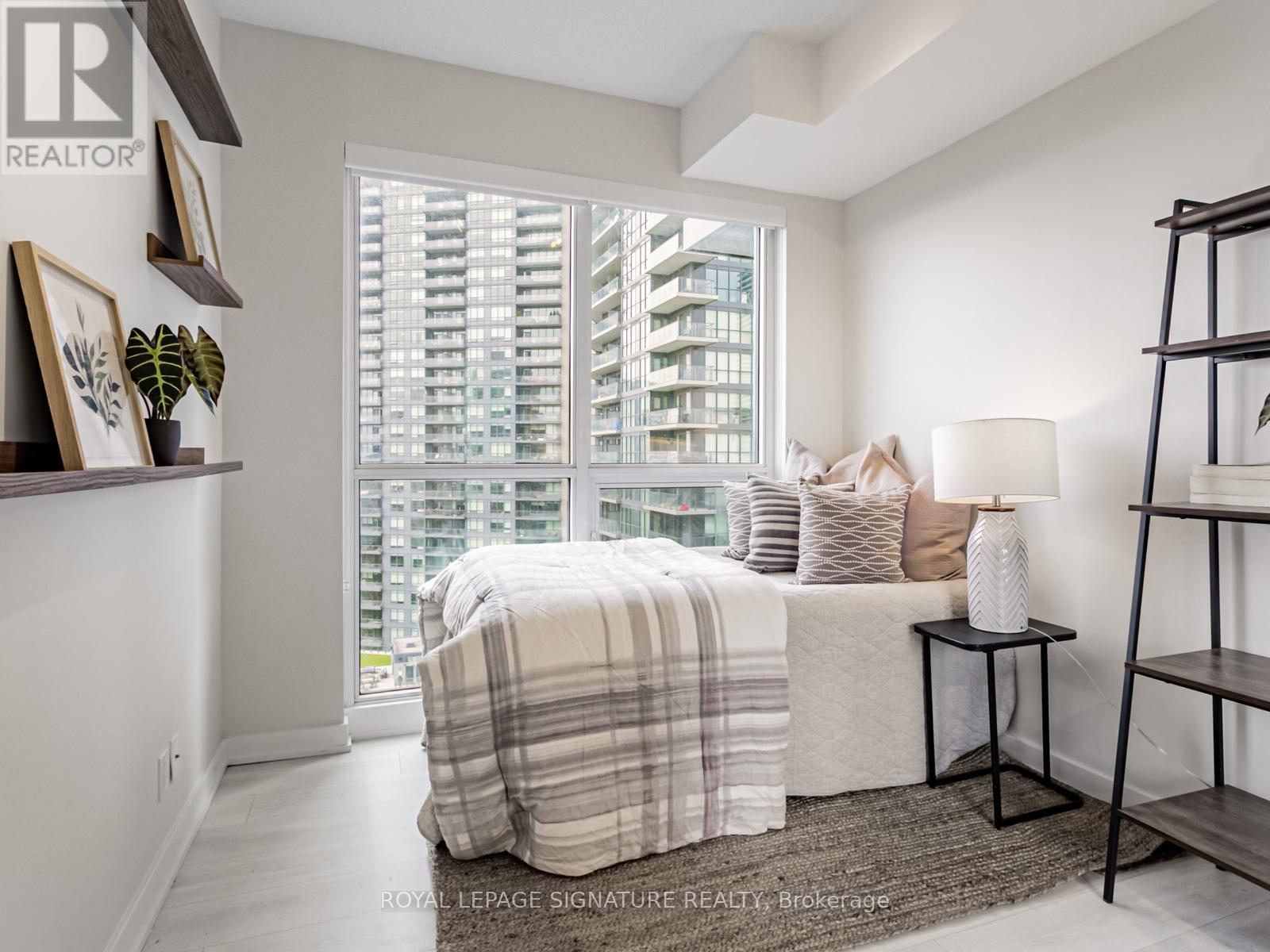 1802 - 2220 Lakeshore Boulevard W, Toronto, Ontario  M8V 0C1 - Photo 17 - W12210267