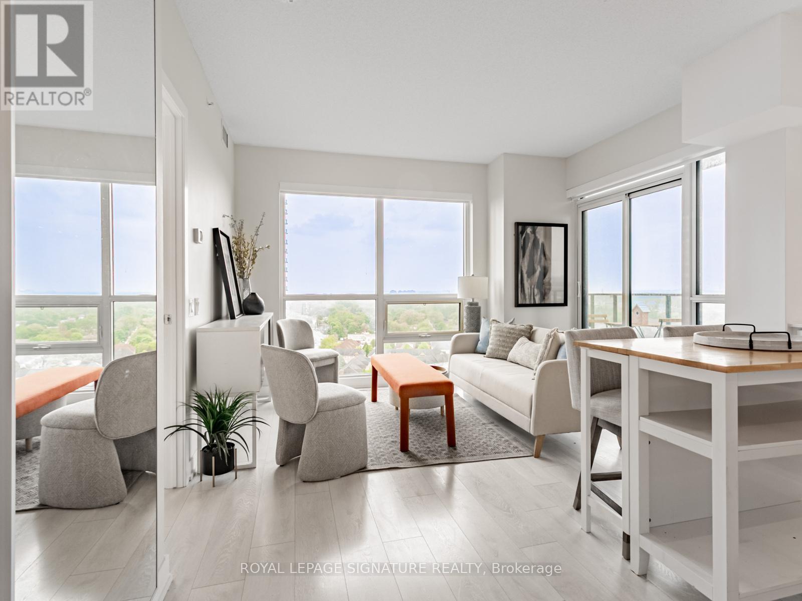 1802 - 2220 Lakeshore Boulevard W, Toronto, Ontario  M8V 0C1 - Photo 8 - W12210267