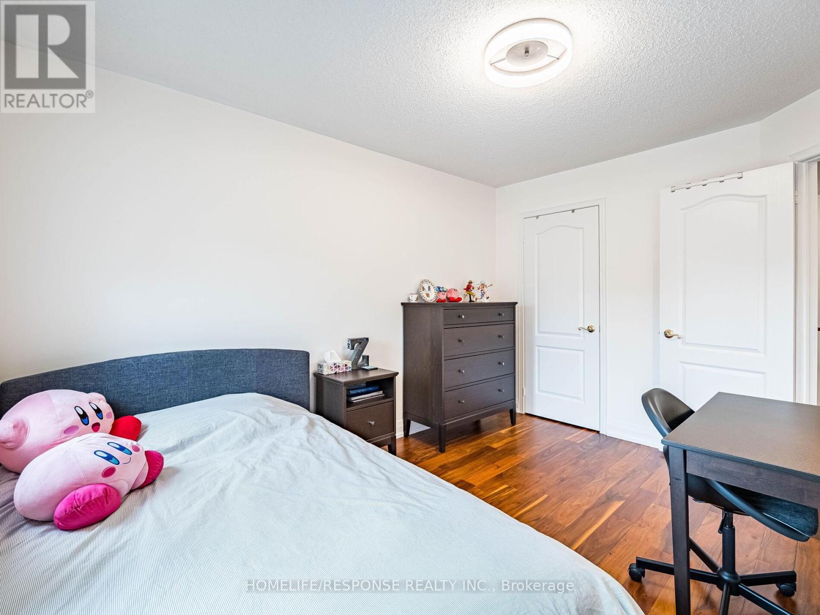 5905 Manzanillo Crescent, Mississauga, Ontario  L5M 6X6 - Photo 27 - W12210269