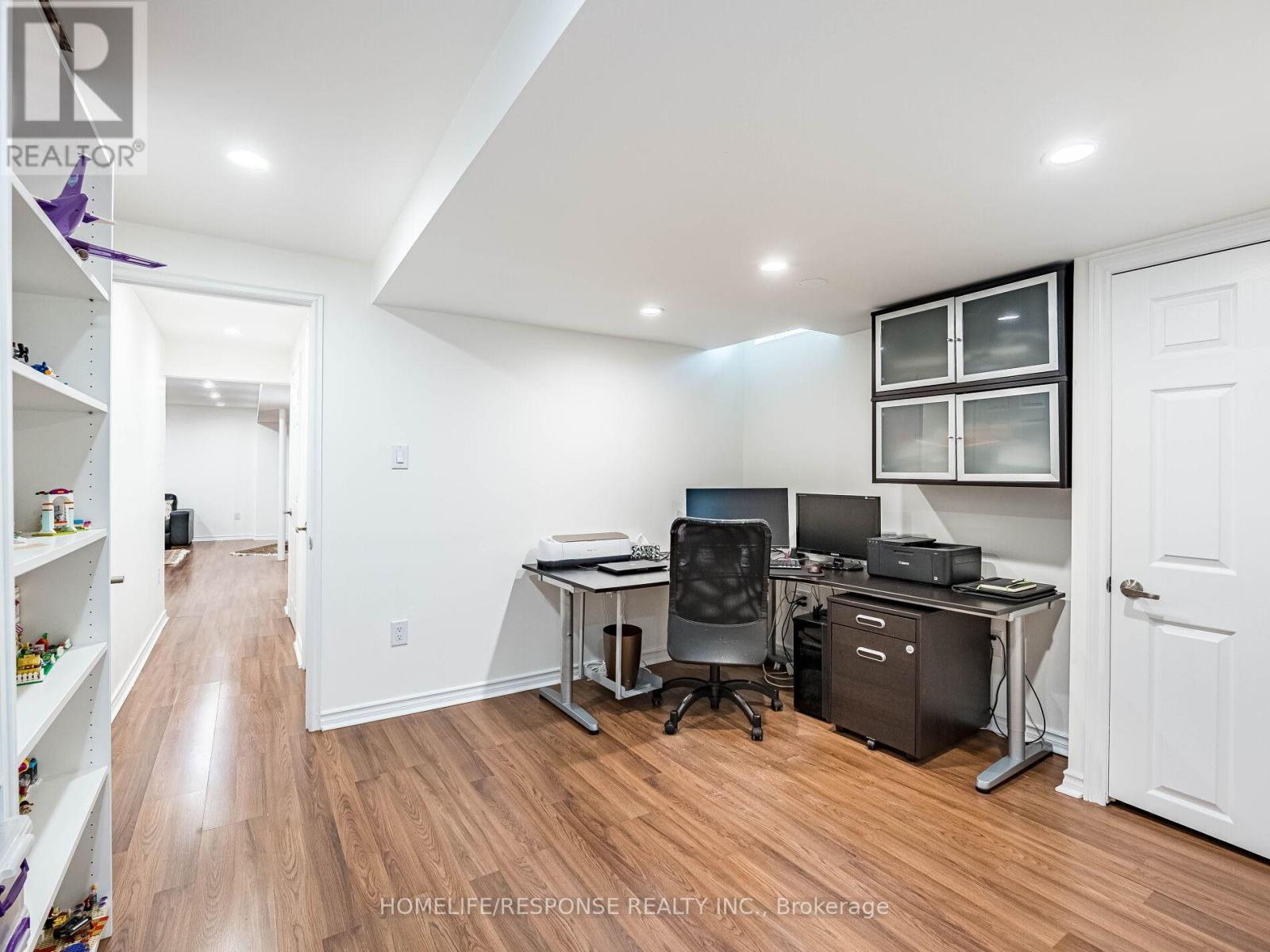 5905 Manzanillo Crescent, Mississauga, Ontario  L5M 6X6 - Photo 42 - W12210269