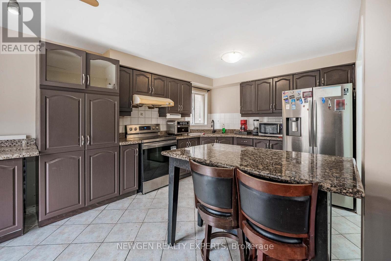 5 Wildhorse Lane, Brampton, Ontario  L6R 2E5 - Photo 11 - W12210313