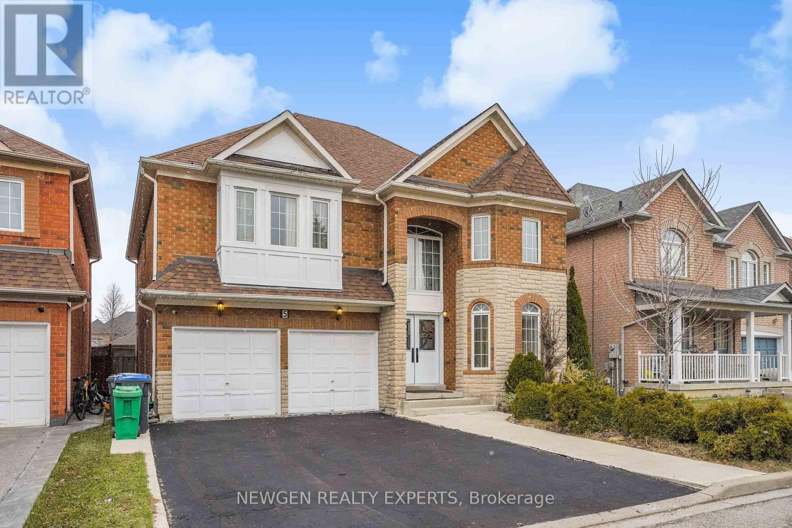 5 Wildhorse Lane, Brampton, Ontario  L6R 2E5 - Photo 2 - W12210313