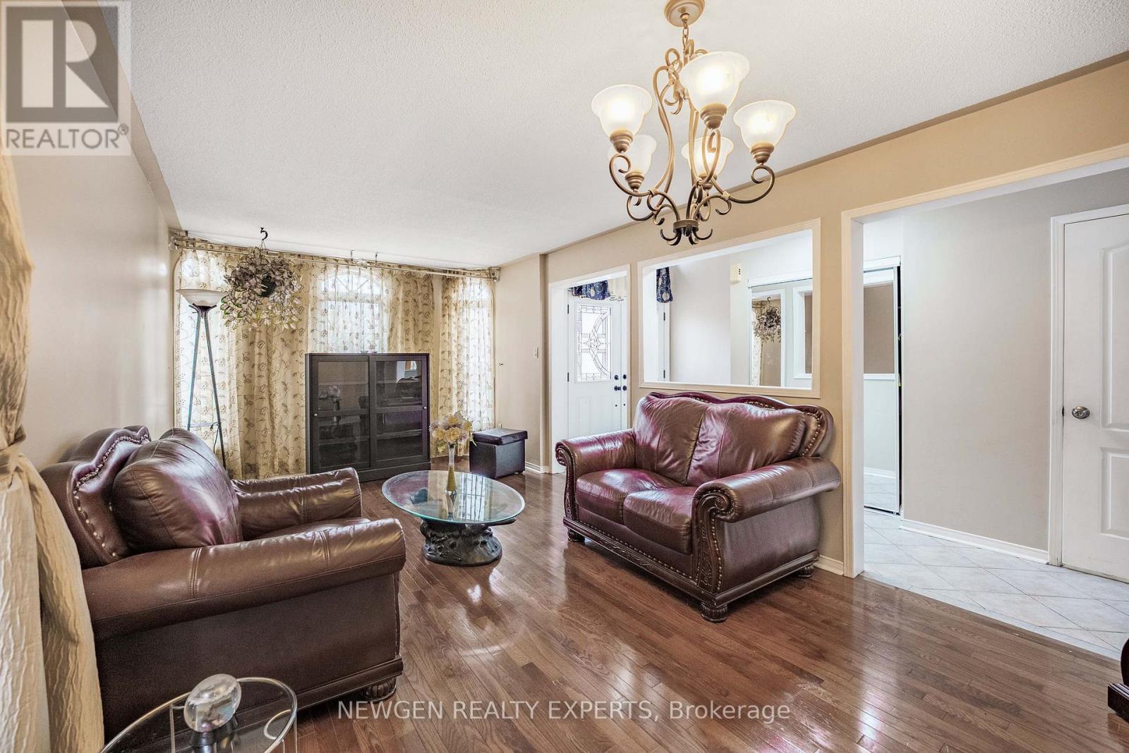5 Wildhorse Lane, Brampton, Ontario  L6R 2E5 - Photo 6 - W12210313