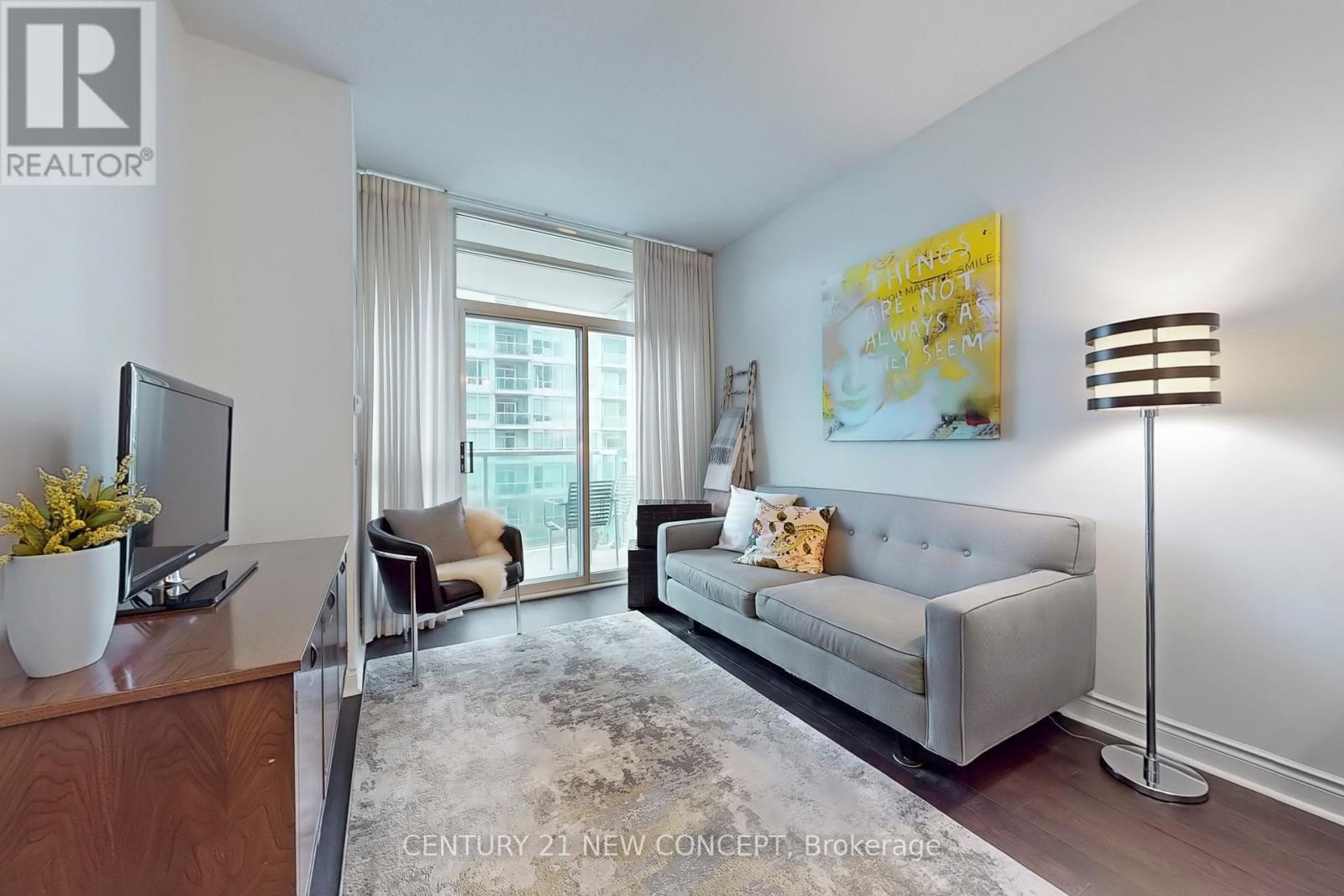 704 - 1900 Lake Shore Boulevard W, Toronto, Ontario  M6S 1A4 - Photo 11 - W12210325