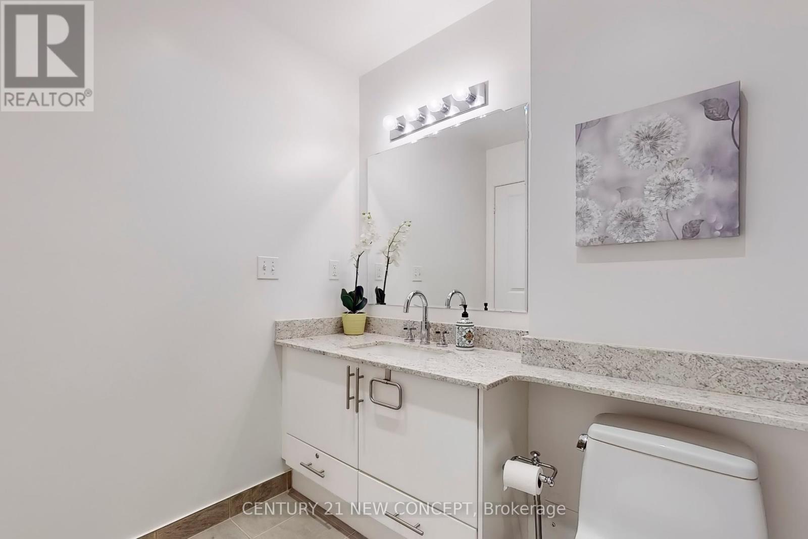 704 - 1900 Lake Shore Boulevard W, Toronto, Ontario  M6S 1A4 - Photo 30 - W12210325