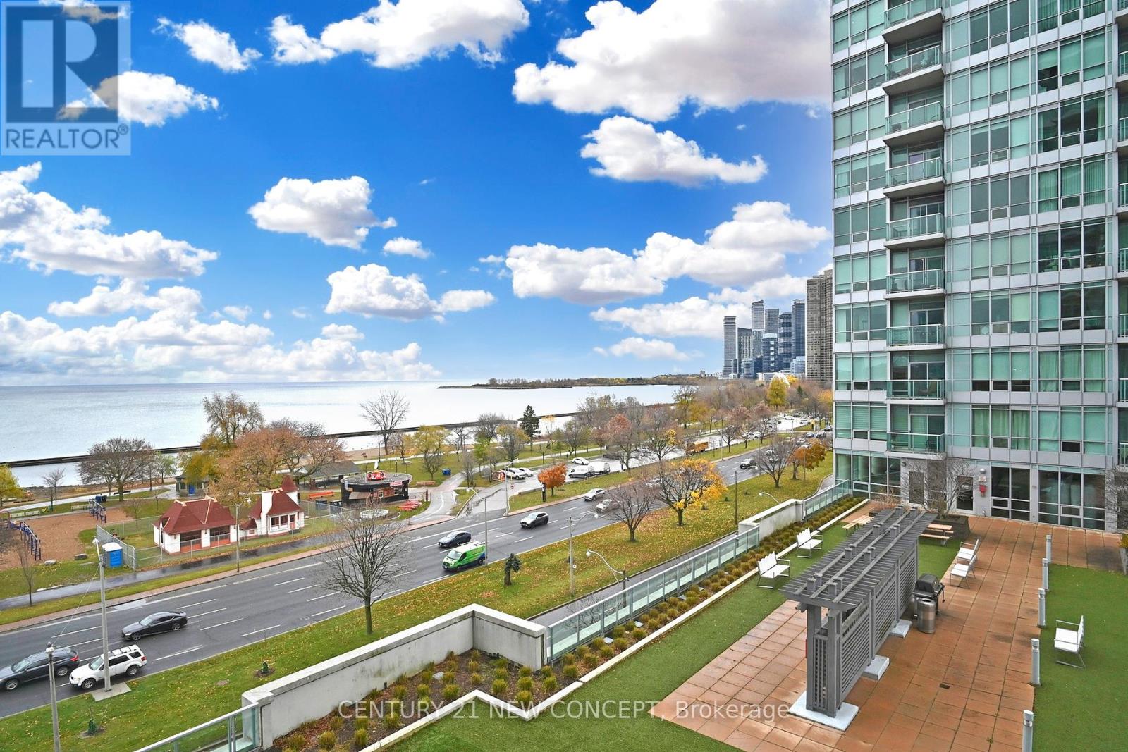 704 - 1900 Lake Shore Boulevard W, Toronto, Ontario  M6S 1A4 - Photo 38 - W12210325