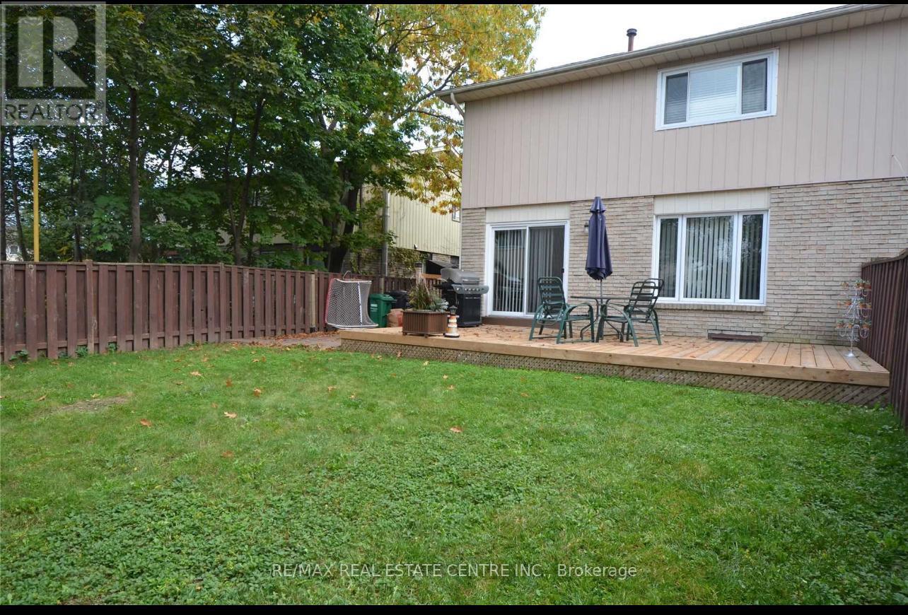 2419 Brasilia Circle, Mississauga, Ontario  L5N 2E9 - Photo 19 - W12210338