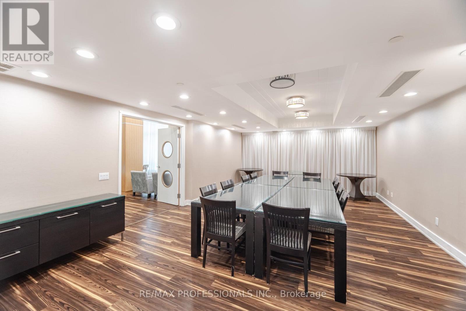 2302 - 155 Legion Road N, Toronto, Ontario  M8Y 0A7 - Photo 46 - W12210348