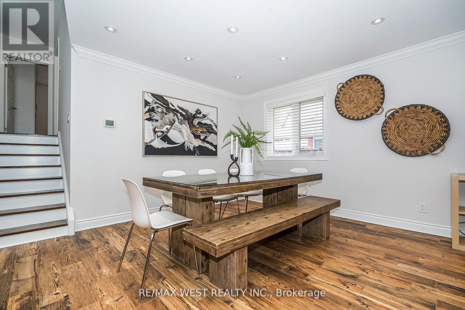 17 Forest Path Court, Toronto, Ontario  M9V 1L4 - Photo 11 - W12210353
