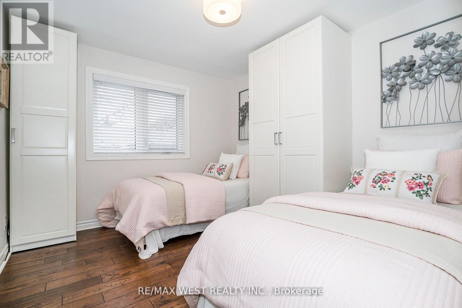 17 Forest Path Court, Toronto, Ontario  M9V 1L4 - Photo 22 - W12210353