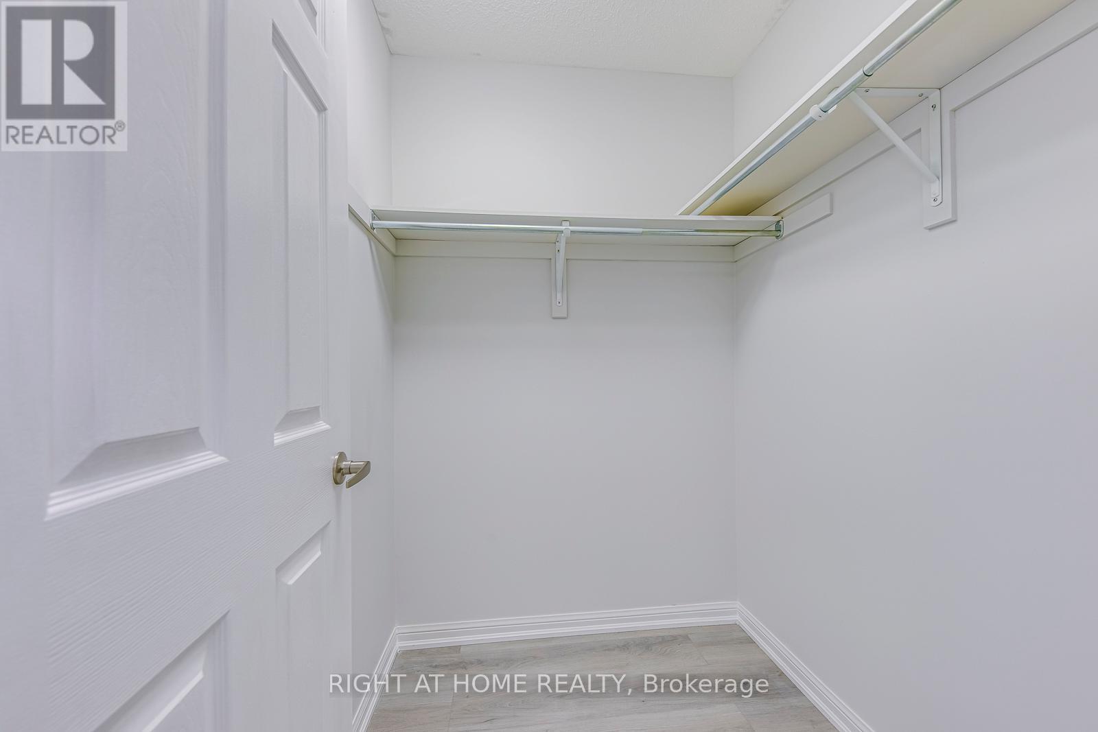 2872 Garnethill Way, Oakville, Ontario  L6M 5E8 - Photo 26 - W12210355