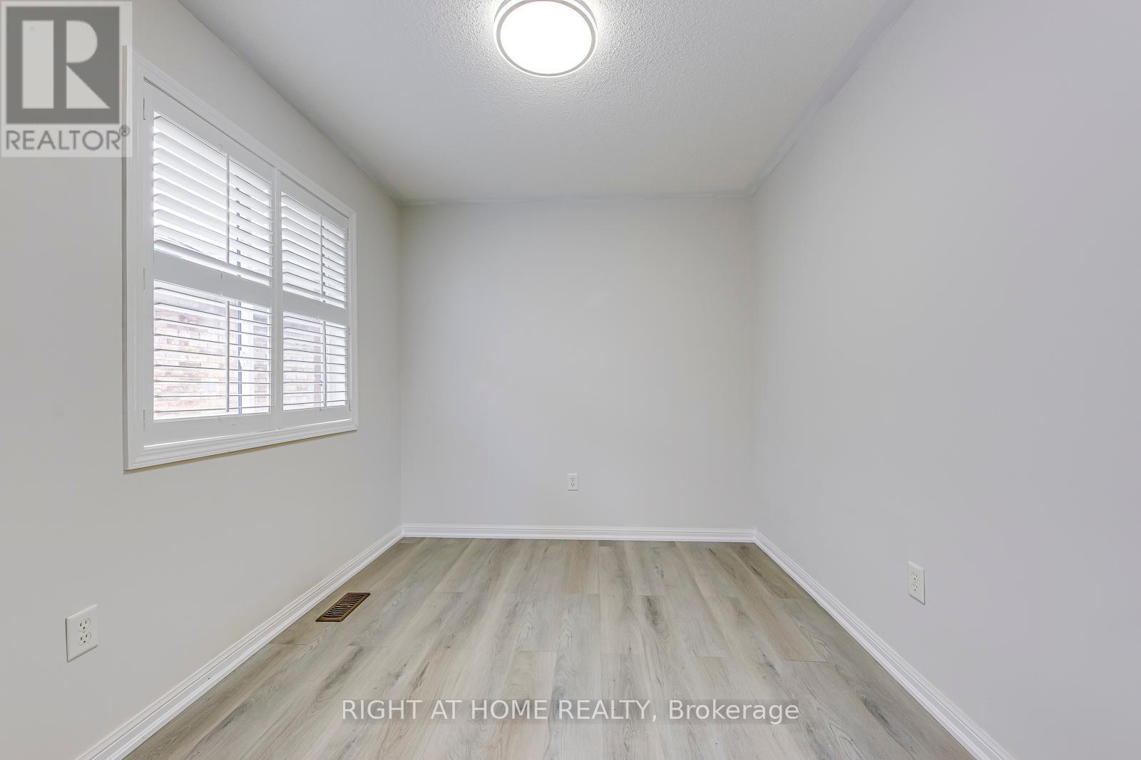 2872 Garnethill Way, Oakville, Ontario  L6M 5E8 - Photo 27 - W12210355