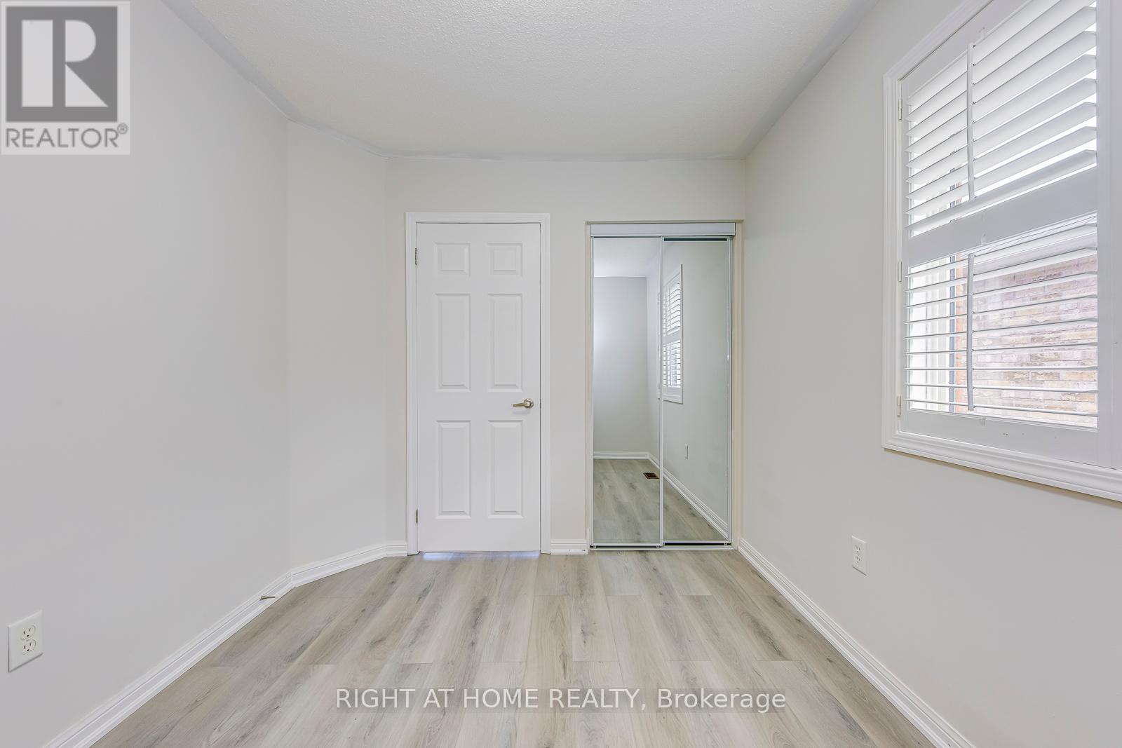 2872 Garnethill Way, Oakville, Ontario  L6M 5E8 - Photo 28 - W12210355