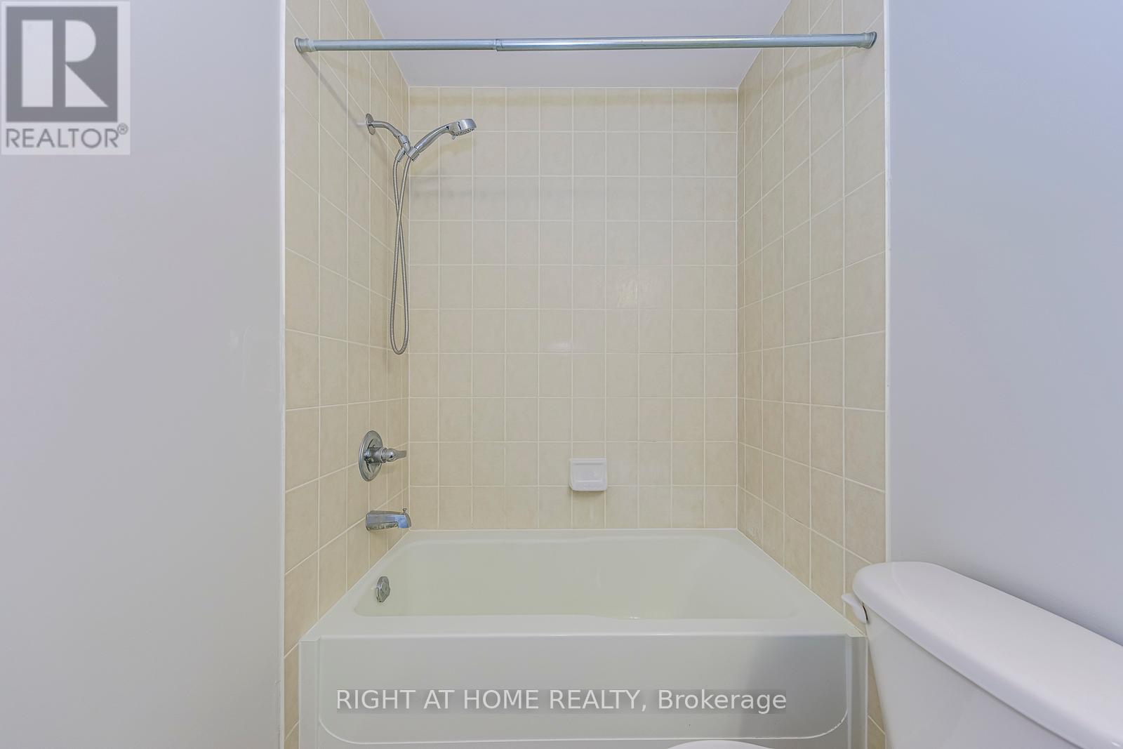 2872 Garnethill Way, Oakville, Ontario  L6M 5E8 - Photo 32 - W12210355