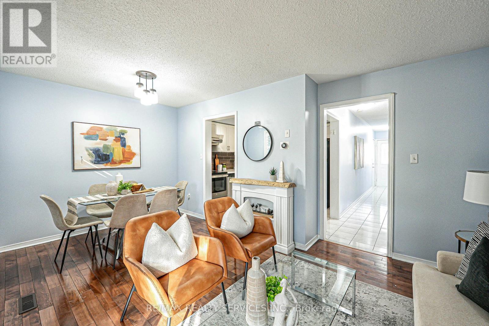 3841 Densbury Drive, Mississauga, Ontario  L5N 6Z3 - Photo 10 - W12210371