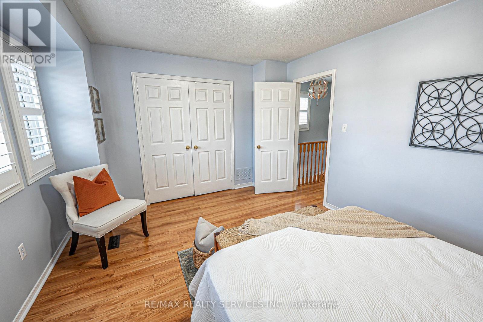 3841 Densbury Drive, Mississauga, Ontario  L5N 6Z3 - Photo 21 - W12210371