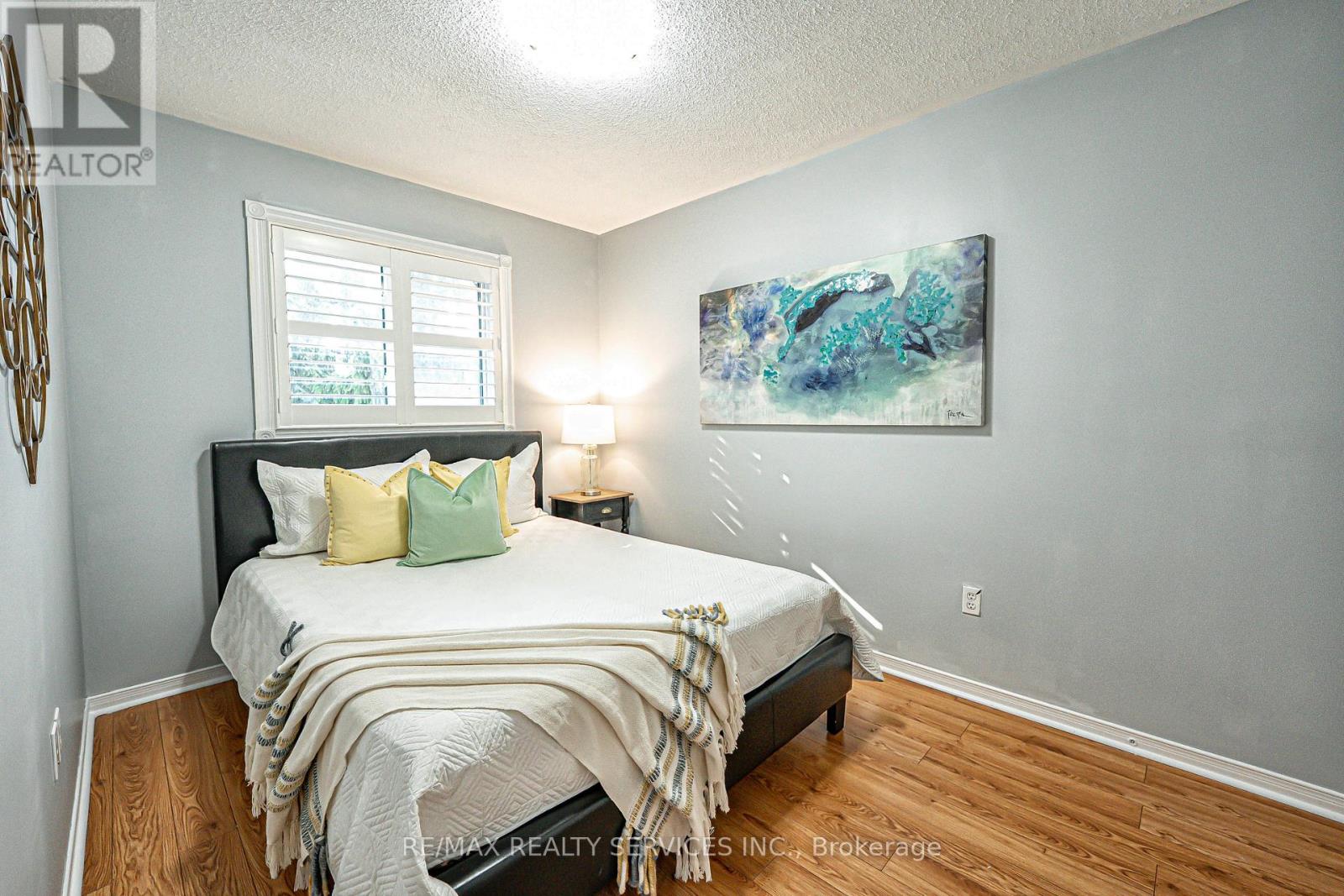 3841 Densbury Drive, Mississauga, Ontario  L5N 6Z3 - Photo 22 - W12210371