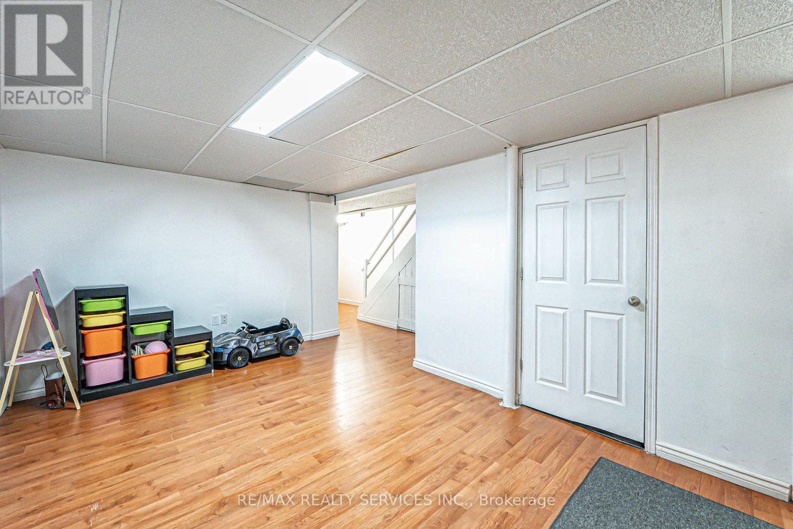 3841 Densbury Drive, Mississauga, Ontario  L5N 6Z3 - Photo 31 - W12210371