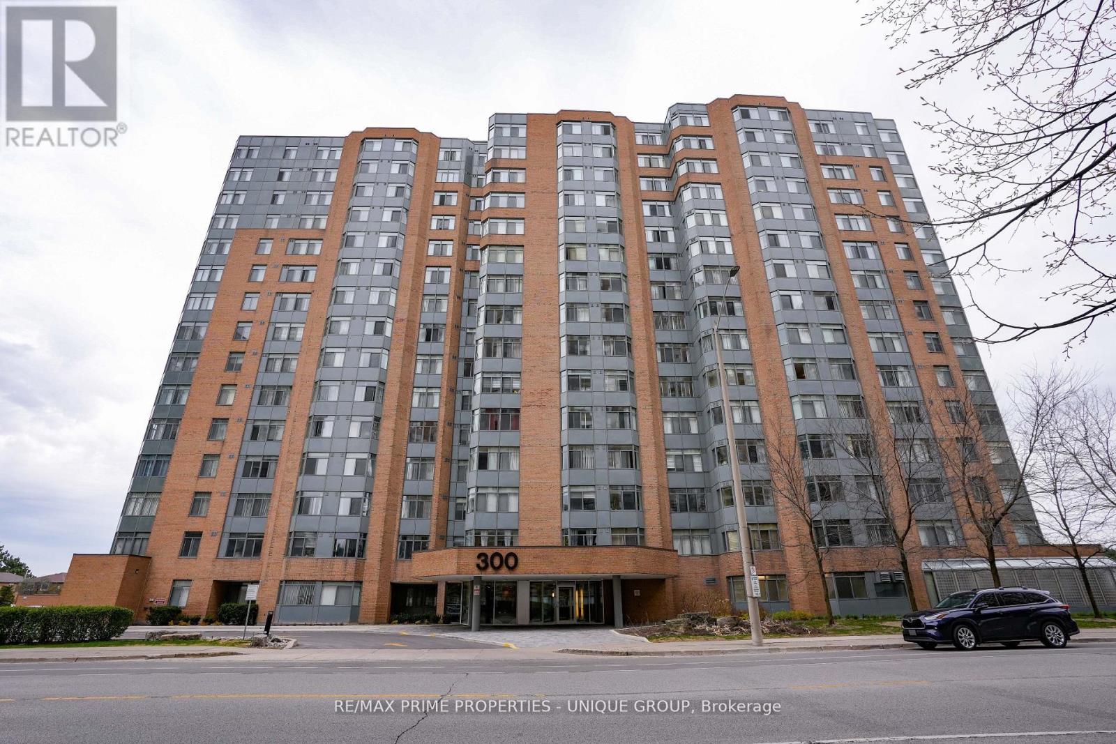 706 - 300 WEBB DRIVE, Mississauga, Ontario