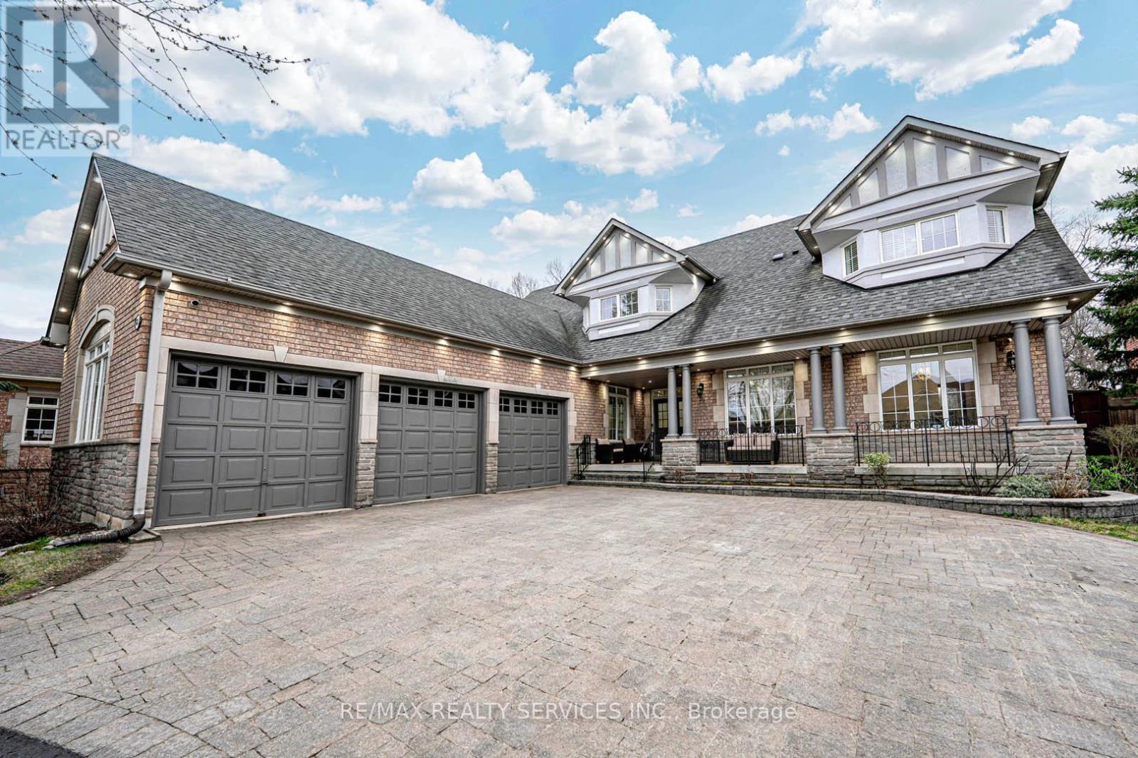 63 LINKS LANE, Brampton, Ontario