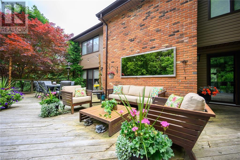 101 Hillcrest Avenue, Hamilton, Ontario  L9H 4X4 - Photo 35 - 40695876