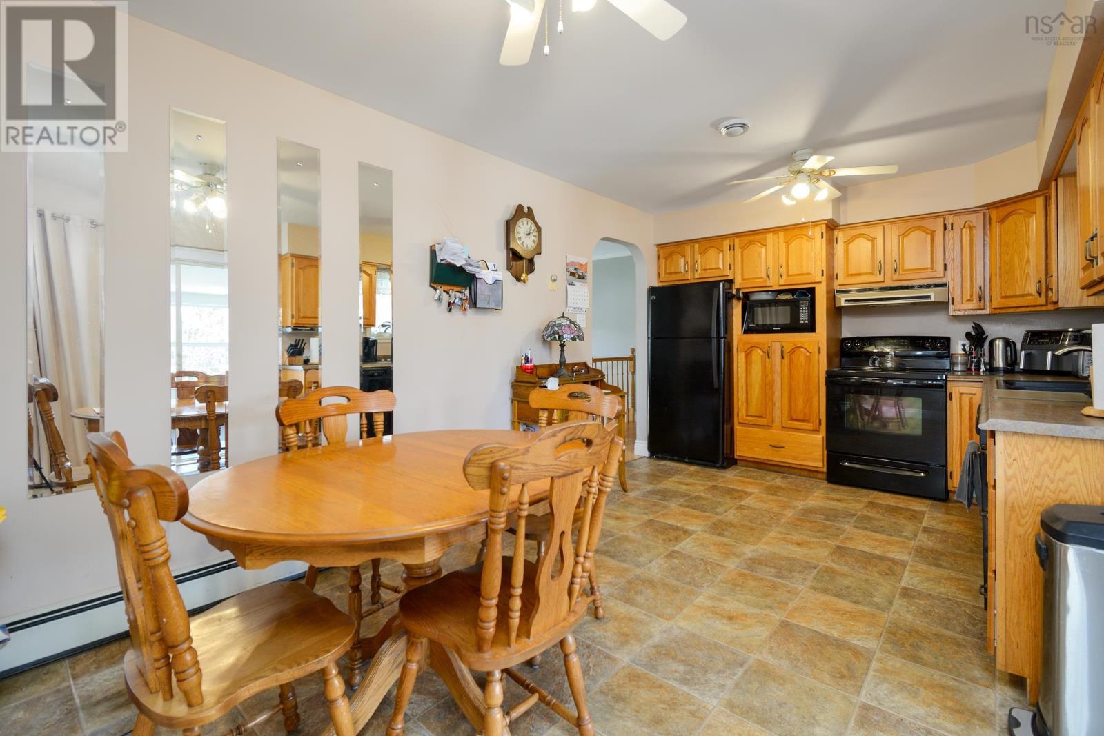 7 Pine Ridge Drive, Port Hawkesbury, Nova Scotia  B9A 2L3 - Photo 14 - 202408284