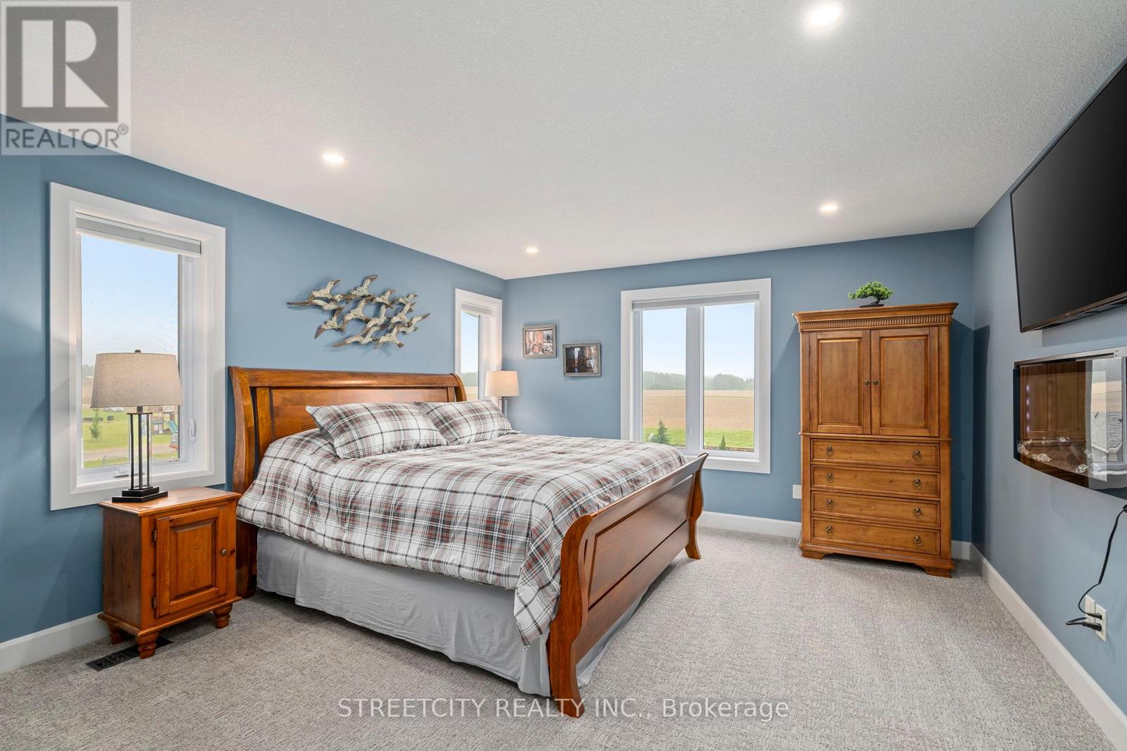 9316 Union Road, Southwold (Shedden), Ontario  N0L 2E0 - Photo 24 - X12210491