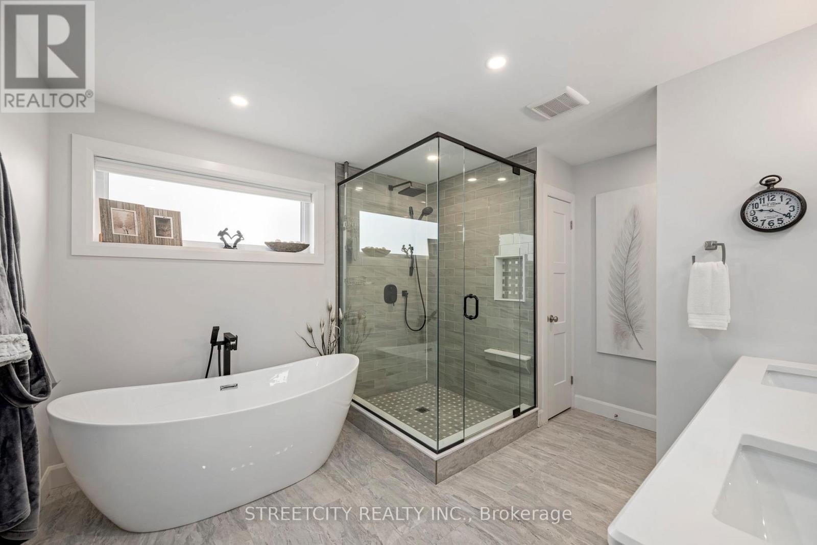 9316 Union Road, Southwold (Shedden), Ontario  N0L 2E0 - Photo 26 - X12210491