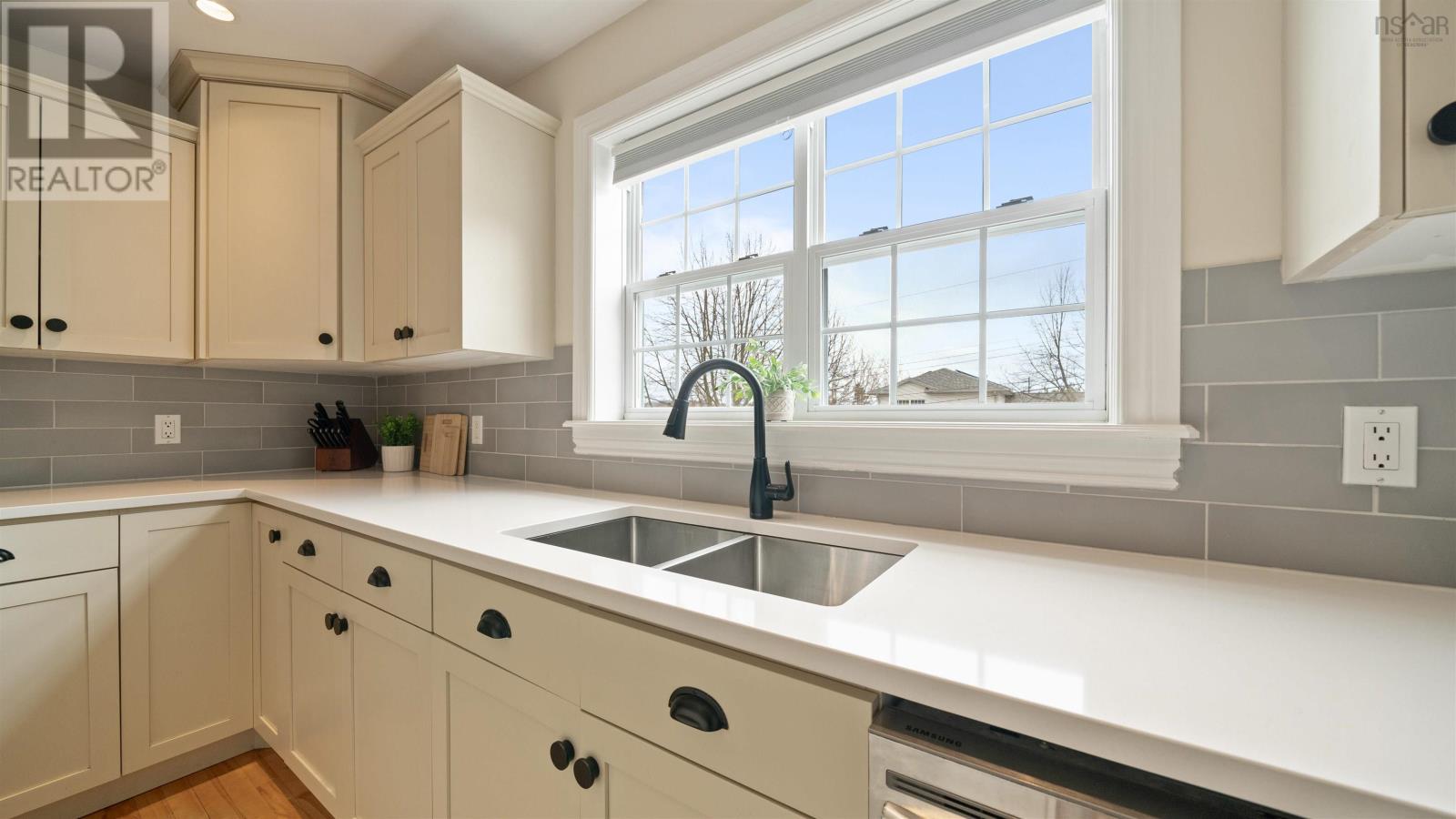 78 Nottingham Street, Bedford, Nova Scotia  B3A 3A5 - Photo 7 - 202507926